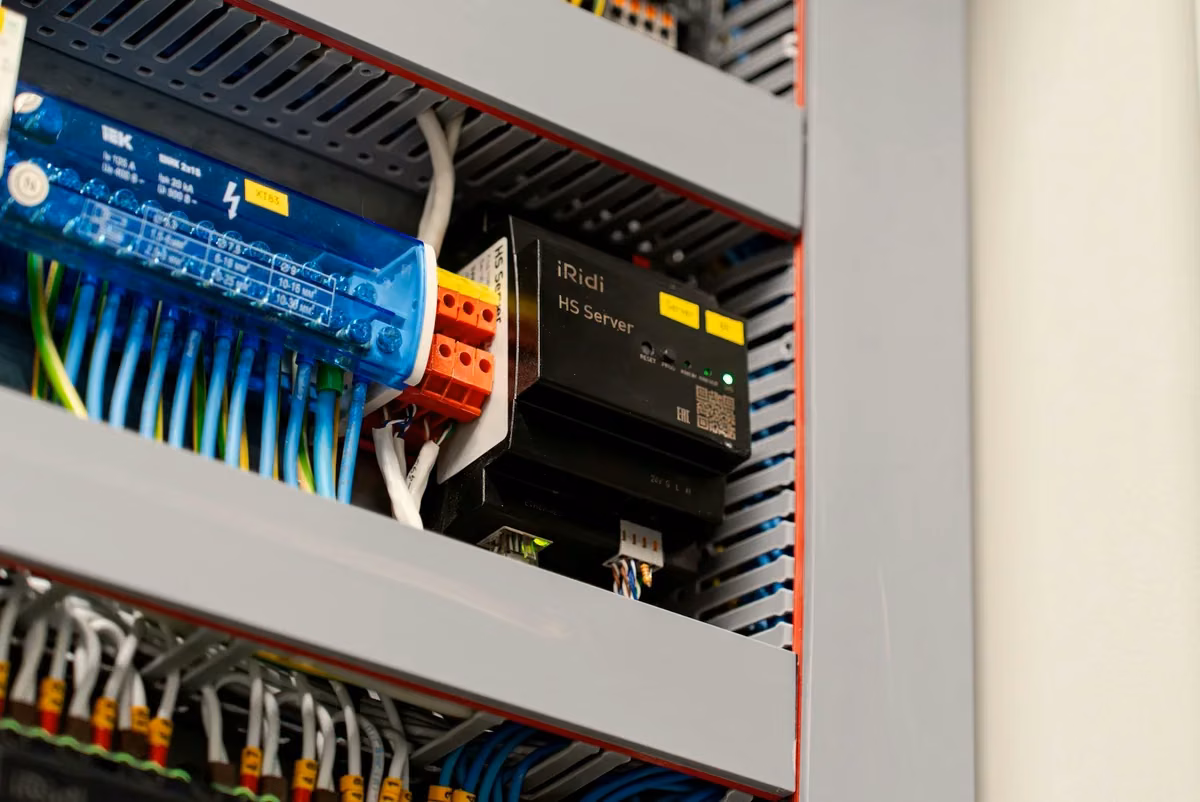 Neatly routed electrical controls and wiring within an automation cabinet